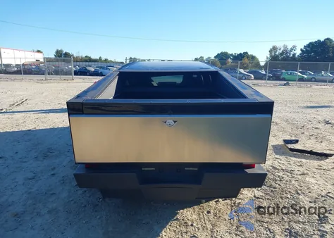 2024 Tesla Cybertruck All-Wheel Drive из США, поврежденный, VIN 7G2CEHED6RA022599